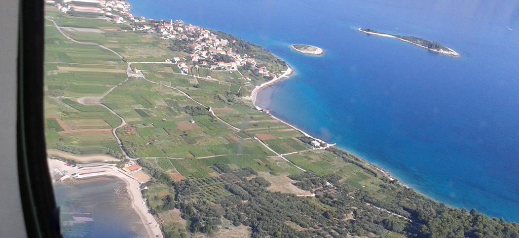 Apartments Luka Λομπάρδα Εξωτερικό φωτογραφία