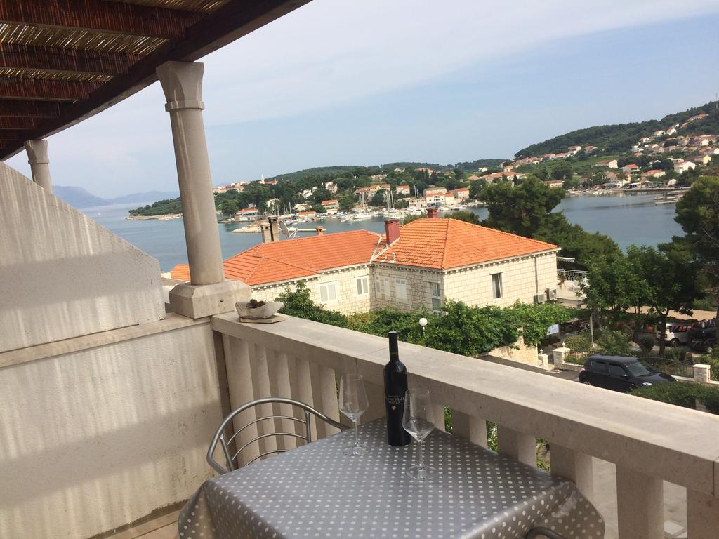 Apartments Luka Λομπάρδα Εξωτερικό φωτογραφία