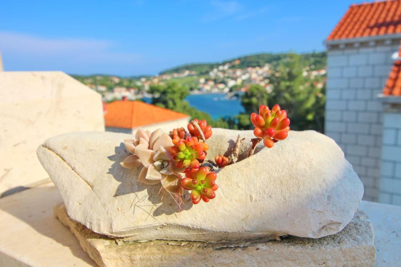 Apartments Luka Λομπάρδα Εξωτερικό φωτογραφία