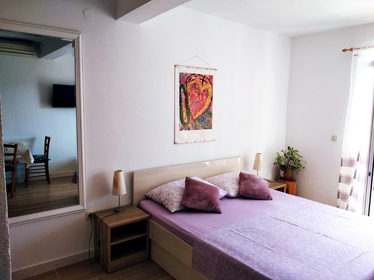 Apartments Luka Λομπάρδα Εξωτερικό φωτογραφία