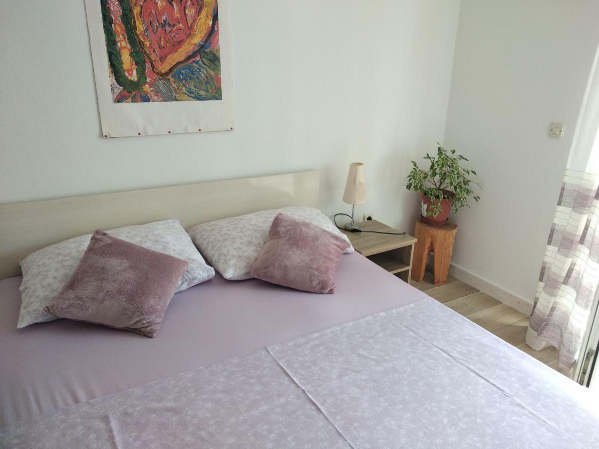 Apartments Luka Λομπάρδα Εξωτερικό φωτογραφία